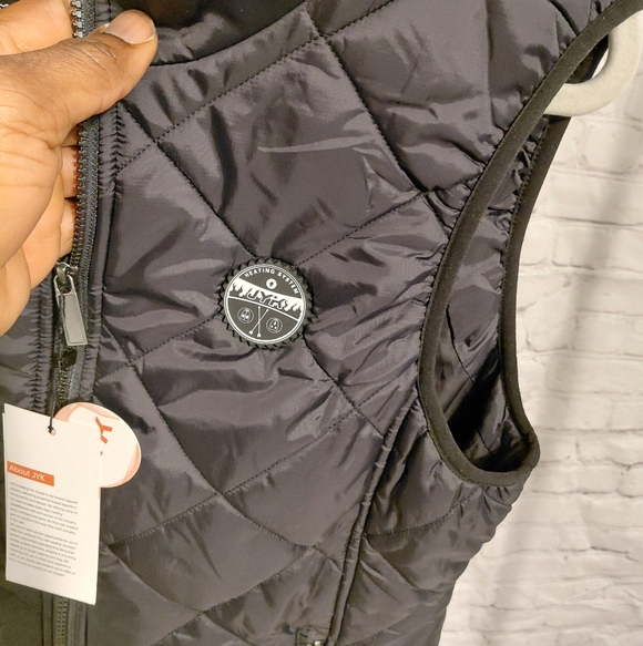 JYK Black Quilted Vest With Battery. - Picture 6 of 9